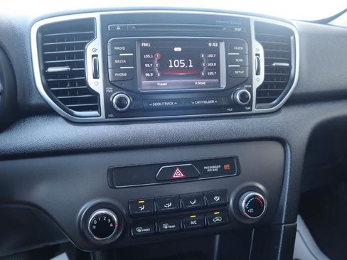 Used 2017 Kia Sportage LX FWD image 62