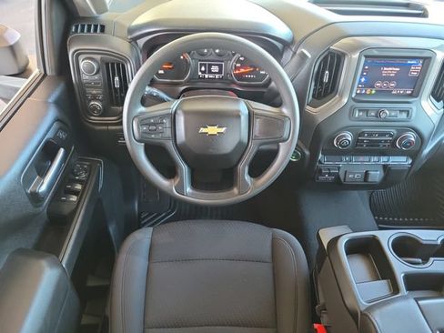 Certified 2025 Chevrolet Silverado 2500 Custom AWD/4WD image 7