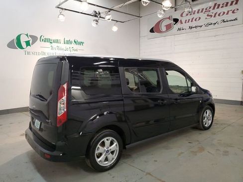Used 2016 Ford Transit Connect XLT image 6