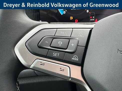 New 2026 Volkswagen Tiguan SE image 14