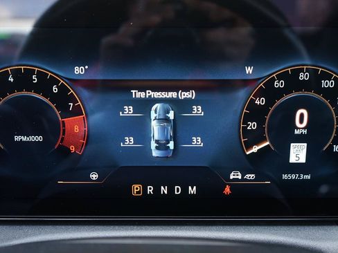 Used 2025 Ford Mustang GT Premium RWD image 13