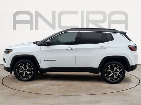 Used 2025 Jeep Compass Limited AWD/4WD image 7