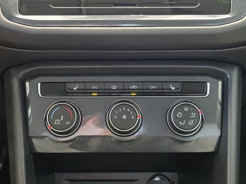 Used 2024 Volkswagen Tiguan S FWD image 17