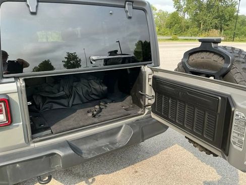 Used 2020 Jeep Wrangler Unlimited Sport AWD/4WD image 6