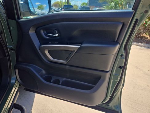 Used 2024 Nissan Titan SV w/ SV Bronze Edition Package image 30