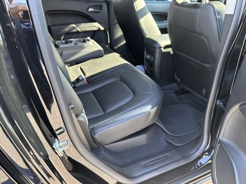 Used 2022 Chevrolet Colorado ZR2 image 21