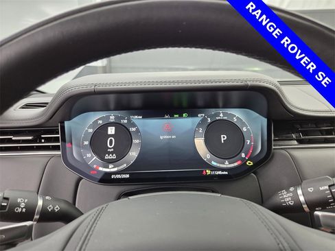 Used 2024 Land Rover Range Rover SE image 28