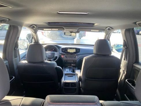 Certified 2023 Honda Passport TrailSport image 15