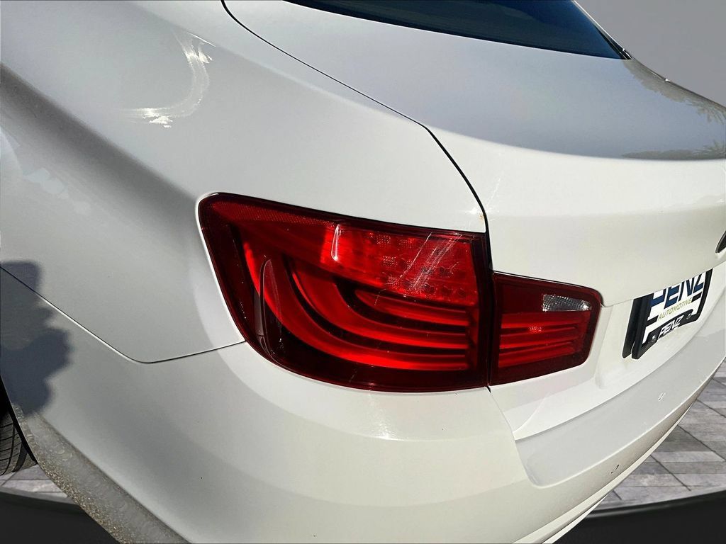 Used 2013 BMW 535i Sedan RWD image 25