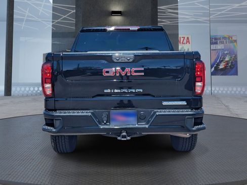 Used 2022 GMC Sierra 1500 Elevation image 5