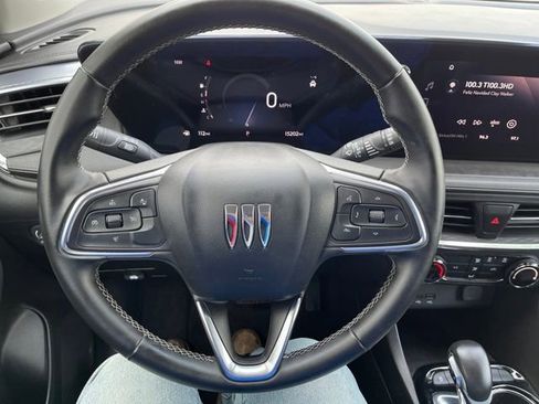 Used 2024 Buick Encore GX Preferred image 11