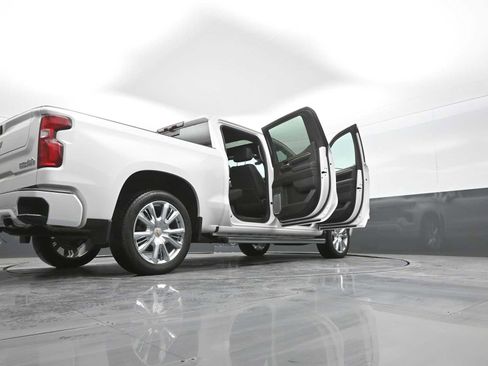 Used 2024 Chevrolet Silverado 1500 High Country image 48