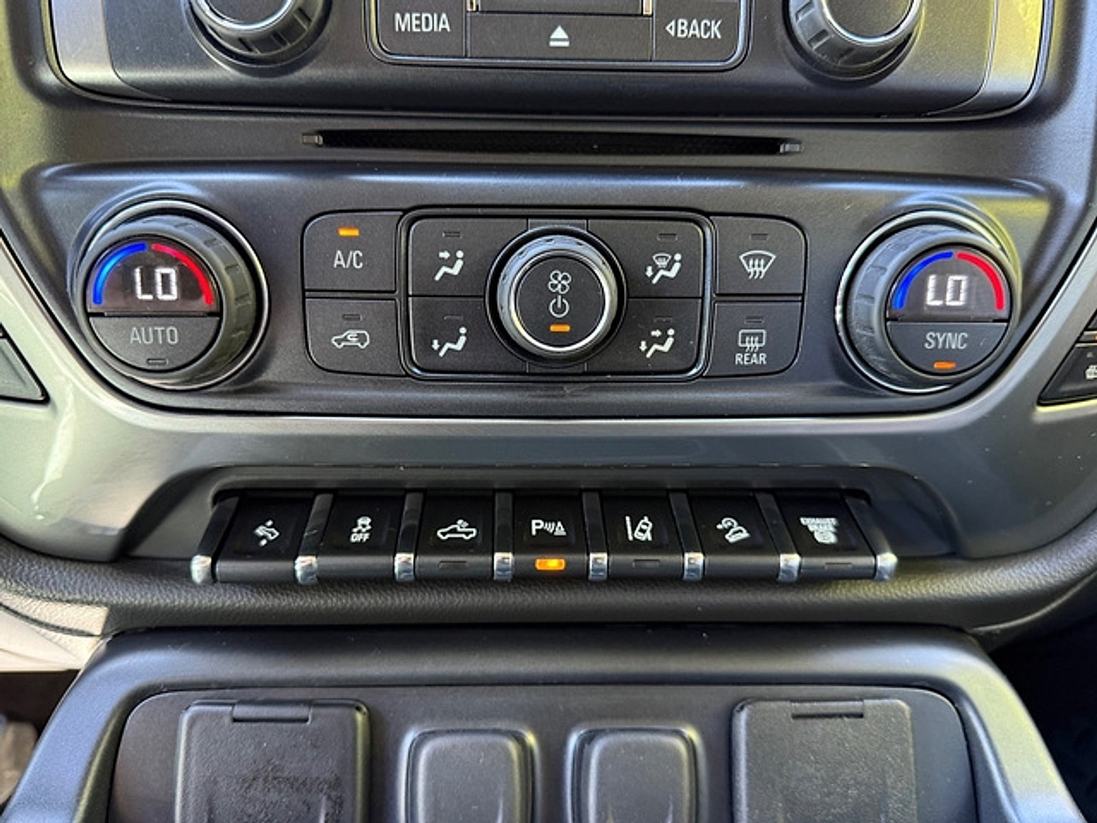 Used 2016 Chevrolet Silverado 2500 LTZ w/ Duramax Plus Package AWD/4WD image 25
