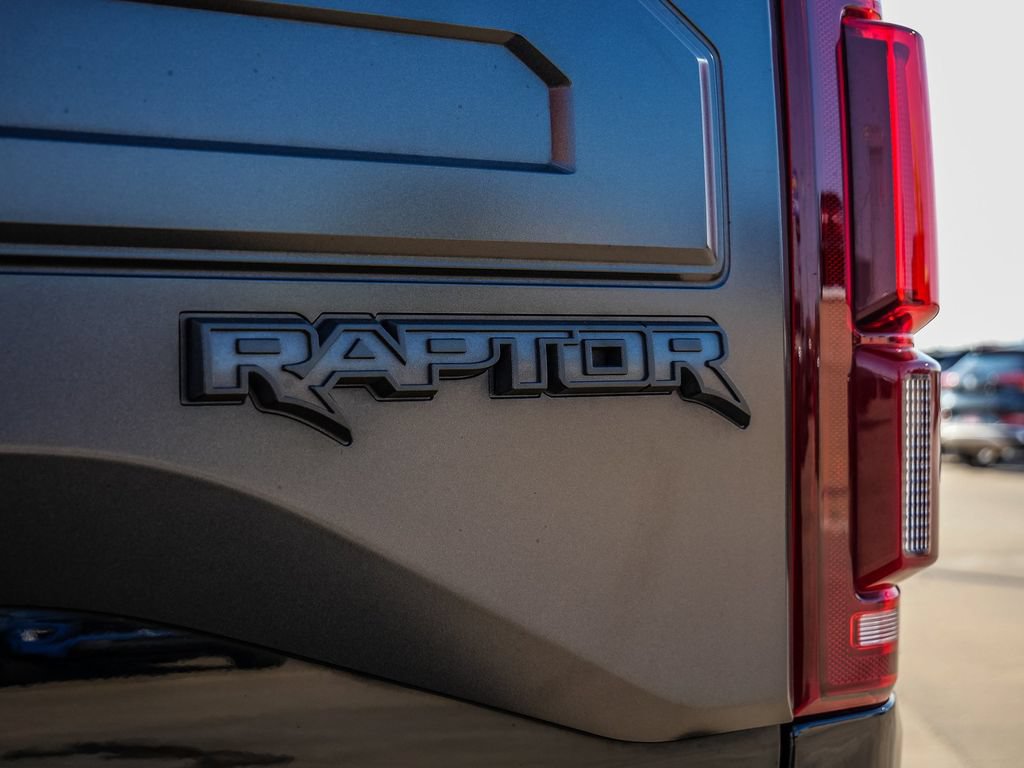 Used 2018 Ford F150 Raptor w/ Equipment Group 802A Luxury AWD/4WD image 17