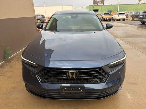 Used 2023 Honda Accord EX-L image 5