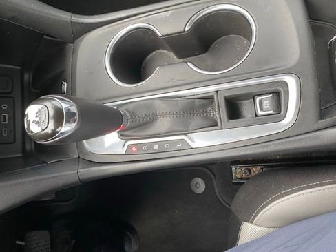 Used 2019 Chevrolet Equinox Premier image 21