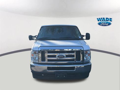Used 2023 Ford E-450 and Econoline 450 Super Duty w/ Power Windows & Locks Group image 2