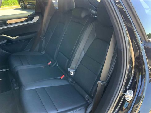 Used 2024 Porsche Cayenne image 62