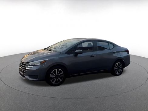 Used 2025 Nissan Versa SV FWD image 7