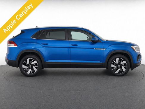 Used 2024 Volkswagen Atlas Cross Sport SE AWD/4WD image 4