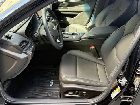 Used 2025 Cadillac CT4 Premium Luxury image 14