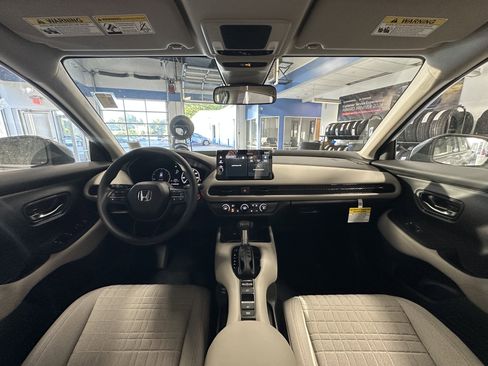 New 2026 Honda HR-V LX image 19