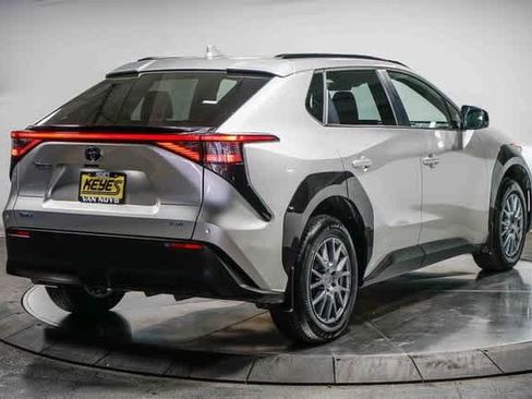 Certified 2025 Toyota bZ4X XLE image 5