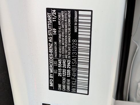 Certified 2025 Mercedes-Benz E 350 4MATIC Sedan image 23