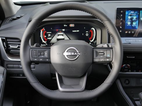 New 2026 Nissan Rogue Platinum w/ Platinum Premium Package image 7