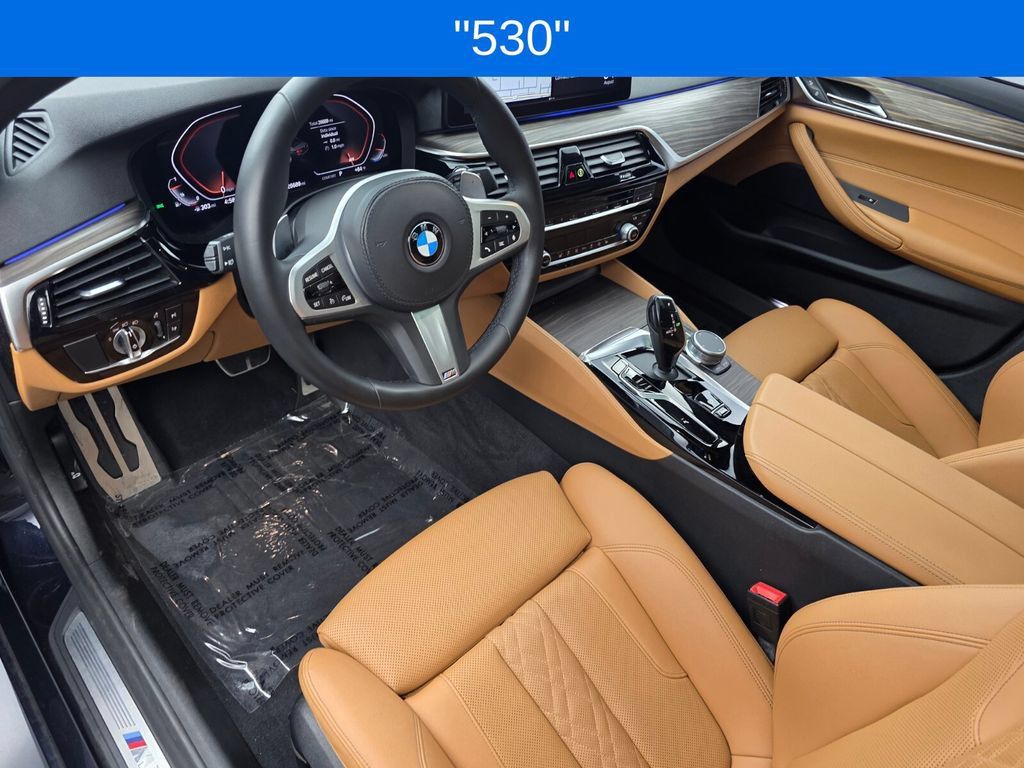 Used 2021 BMW 530i w/ M Sport Package RWD image 10