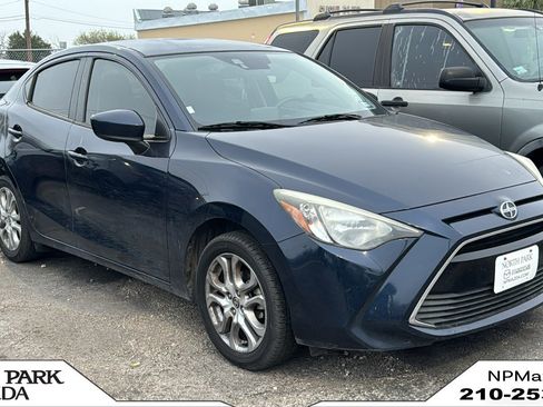 Used 2016 Scion iA image 1