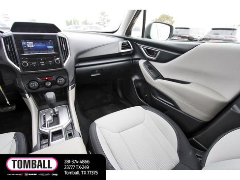 Used 2022 Subaru Forester AWD/4WD image 11
