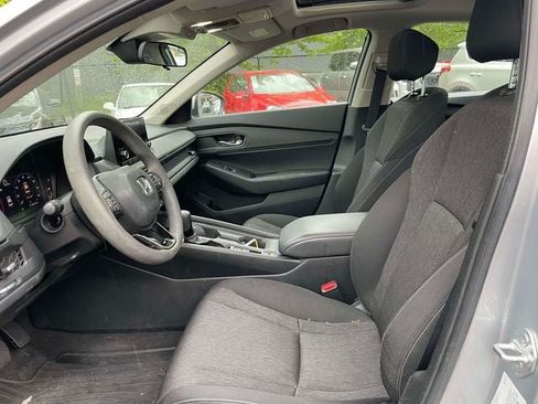 Used 2023 Honda Accord EX image 16