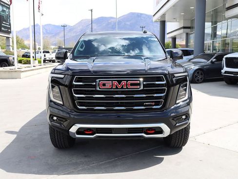 New 2026 GMC Yukon XL AT4 AWD/4WD image 9