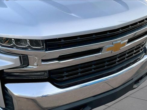 Used 2020 Chevrolet Silverado 1500 LT w/ Texas Edition AWD/4WD image 29