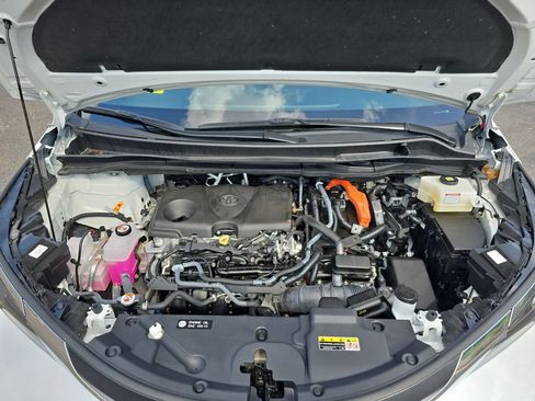 Certified 2025 Toyota Sienna XLE AWD/4WD image 35