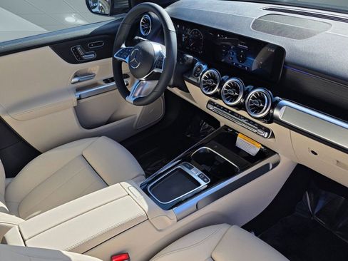 Used 2026 Mercedes-Benz GLB 250 4MATIC image 20