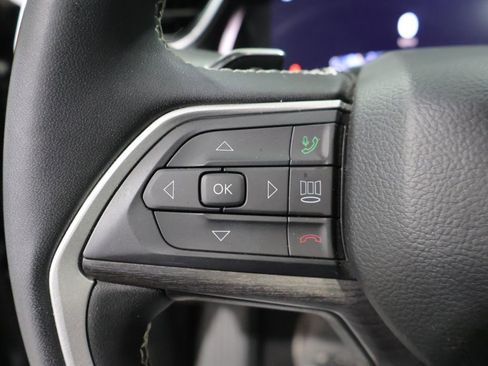 Used 2023 Jeep Grand Cherokee L Limited w/ Luxury Tech Group II image 43