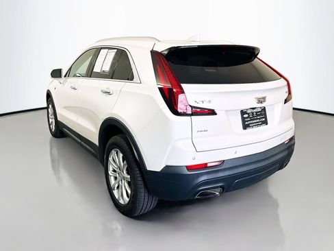 Used 2020 Cadillac XT4 Luxury w/ Cold Weather Package AWD/4WD image 5