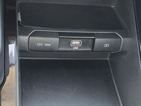 Used 2020 Kia Telluride LX image 18