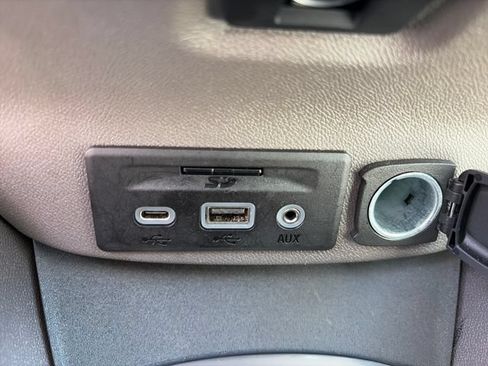 Used 2024 Chevrolet Malibu LT FWD image 22