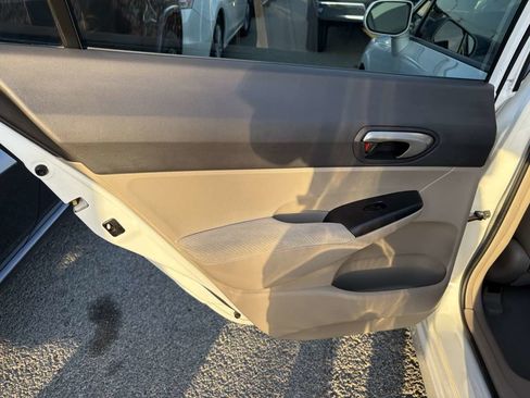 Used 2010 Honda Civic LX image 19