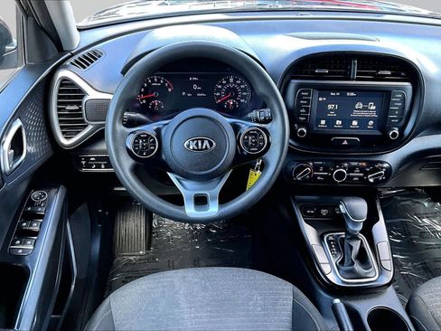 Used 2021 Kia Soul S FWD image 6