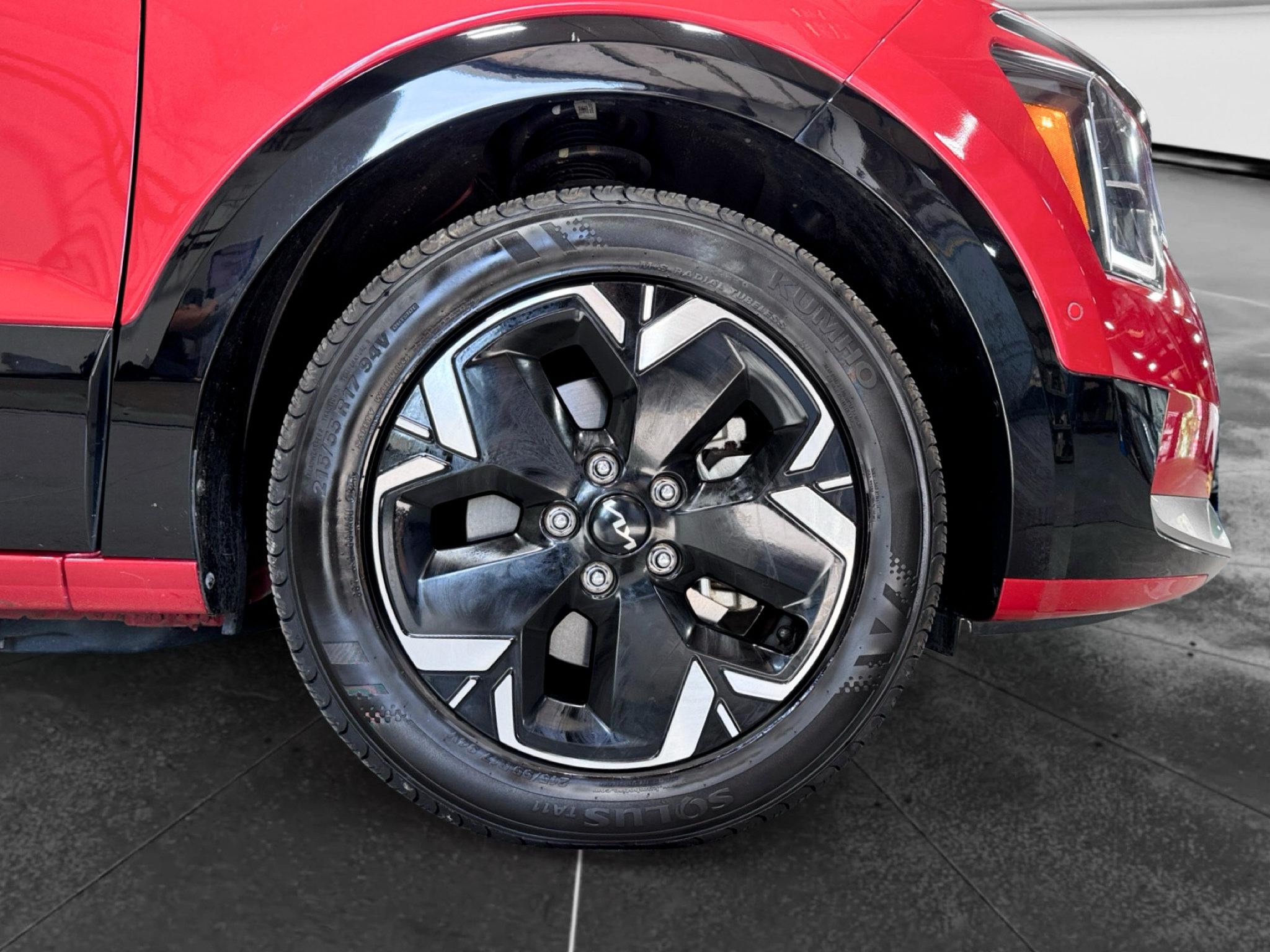 Used 2023 Kia Niro Wave w/ Wave Preserve Package FWD image 37