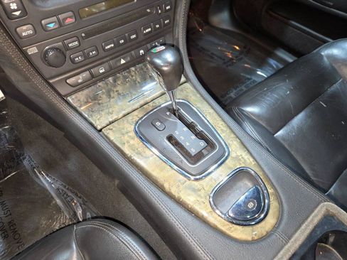 Used 2005 Jaguar S-TYPE R RWD image 72