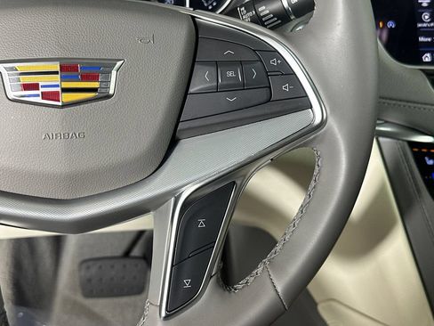 Used 2025 Cadillac XT5 Premium Luxury FWD image 26
