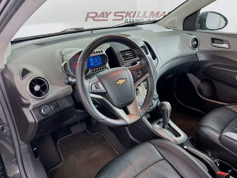 Used 2015 Chevrolet Sonic LTZ FWD image 30