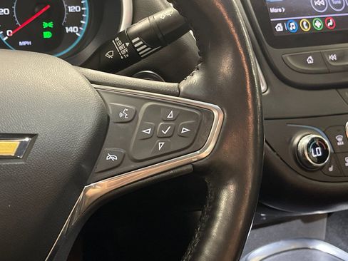 Used 2022 Chevrolet Malibu LT w/ Leather Package FWD image 26