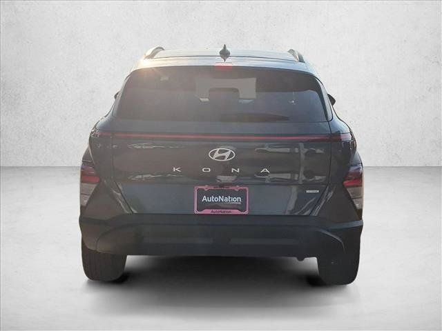 Used 2025 Hyundai Kona SEL AWD/4WD image 7