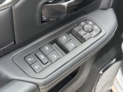 New 2026 RAM 2500 Rebel w/ Rebel Level 2 Equipment Group AWD/4WD image 11